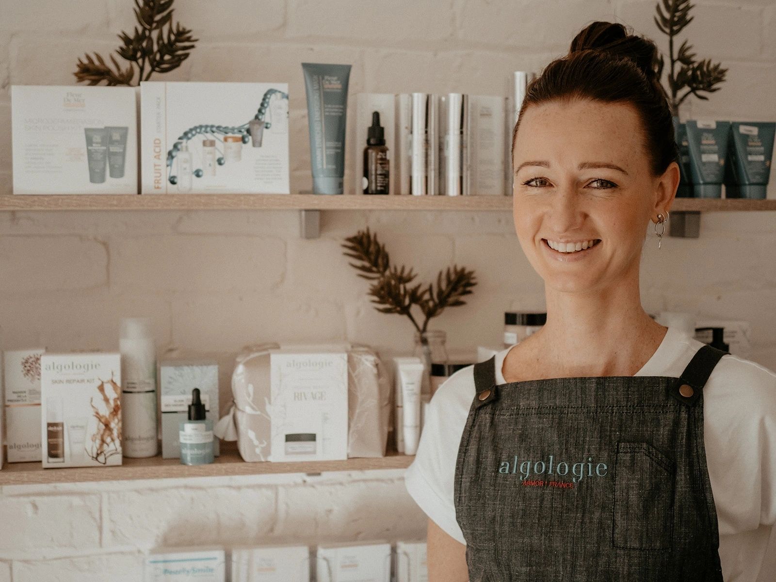 Enliven Skin and Wellness logo