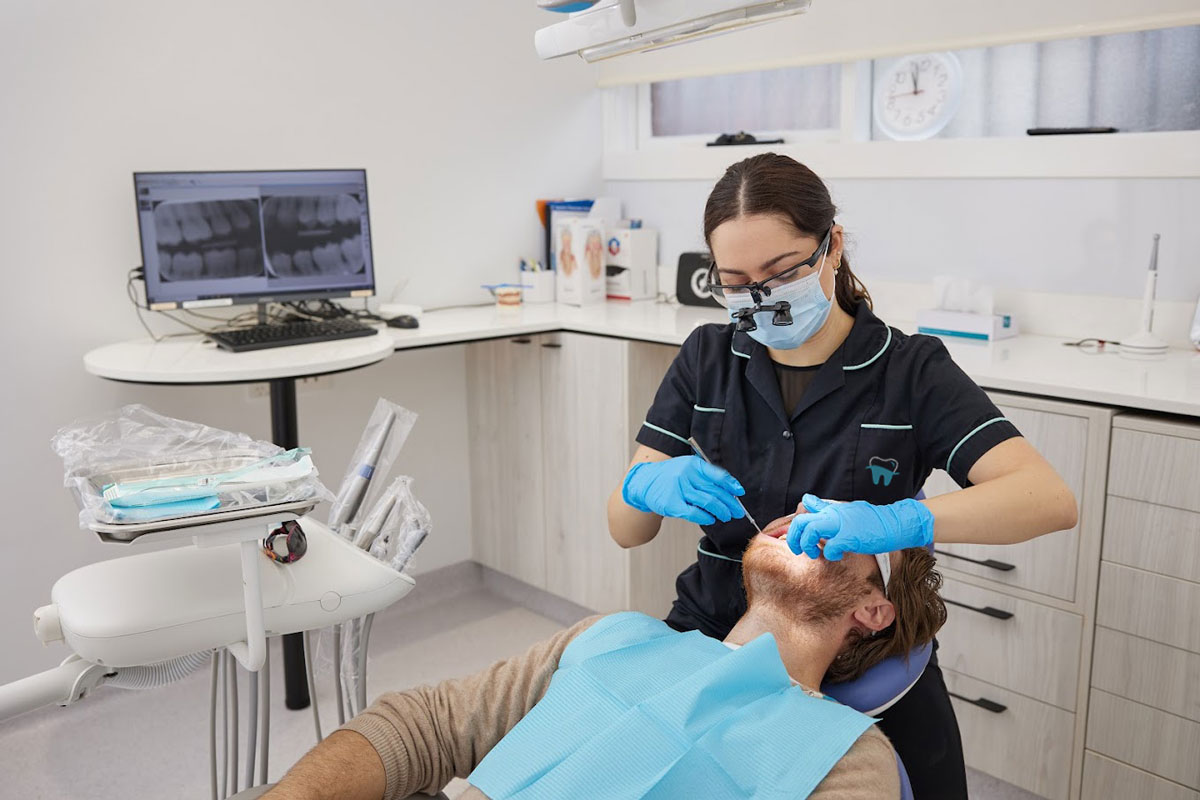 Chelsea Dental Group logo