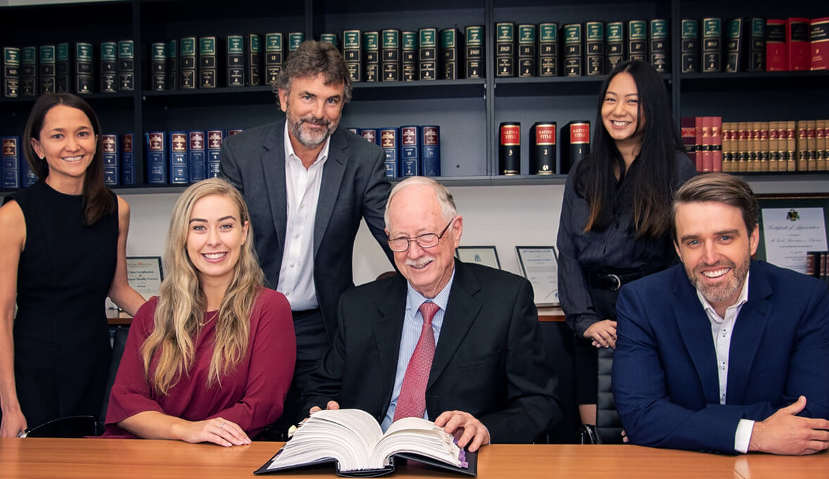 Cullen Macleod Lawyers logo