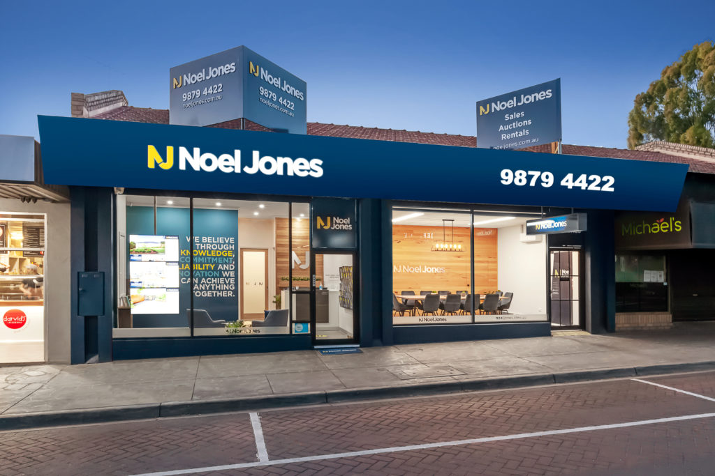 Noel Jones logo
