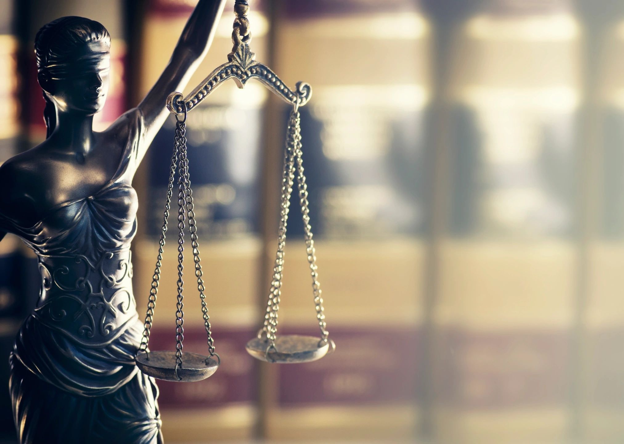 MDG Lawyers logo