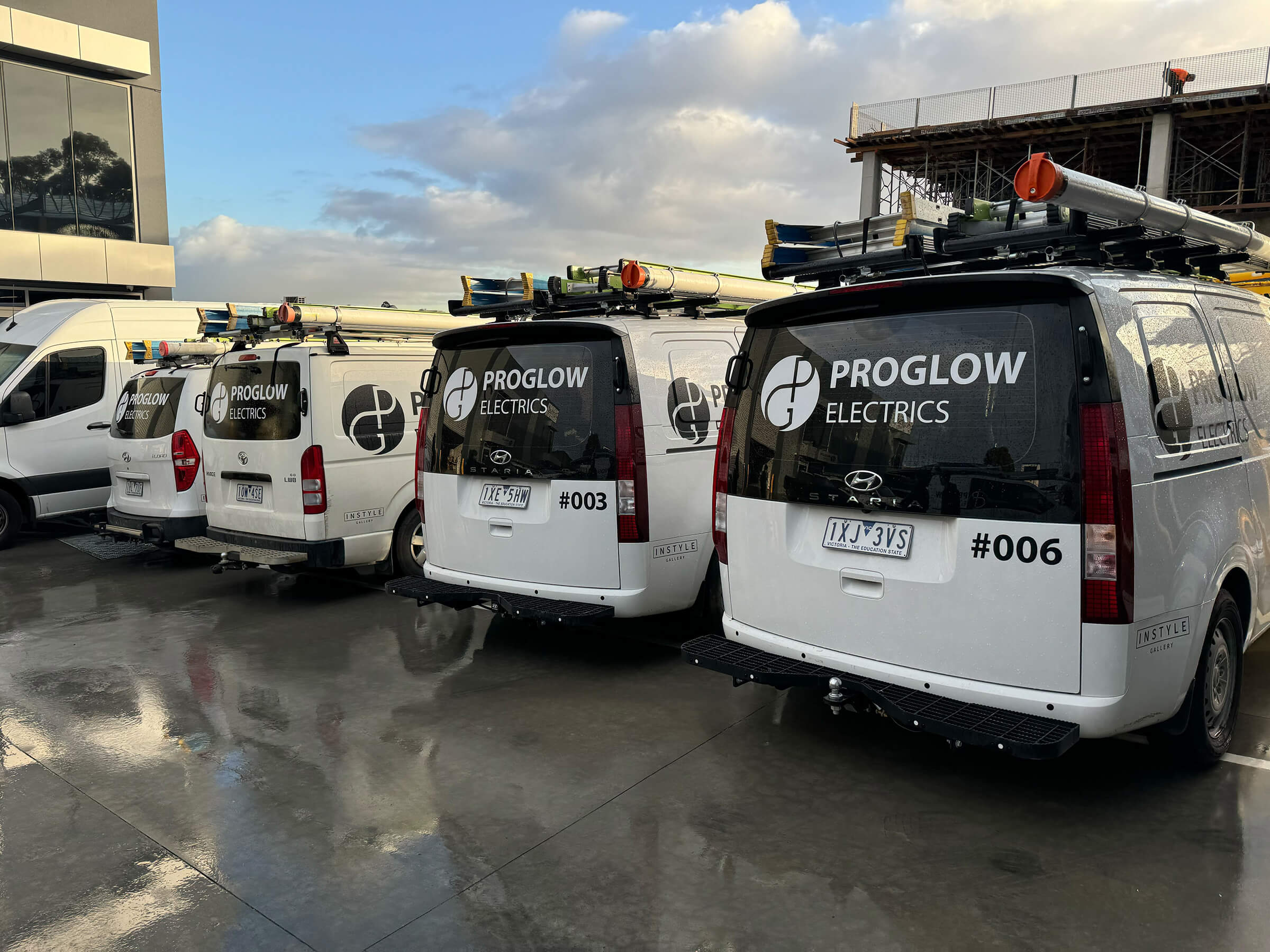 ProGlow Electrics logo