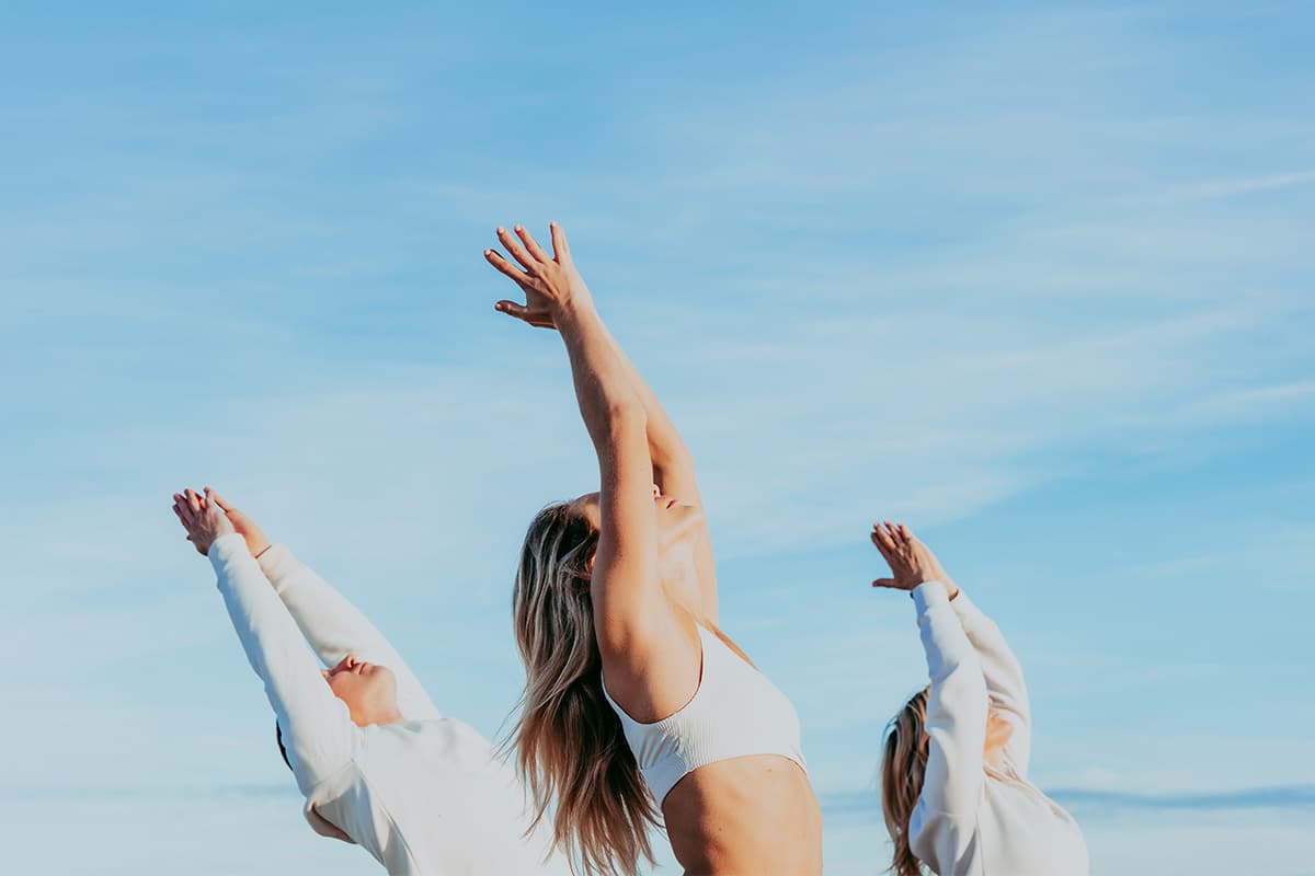 Loop Yoga logo